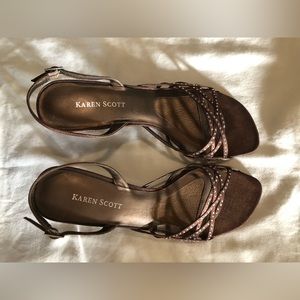 718. Karen Scott “Racquel” Bronze Sparkle Slingback Heels